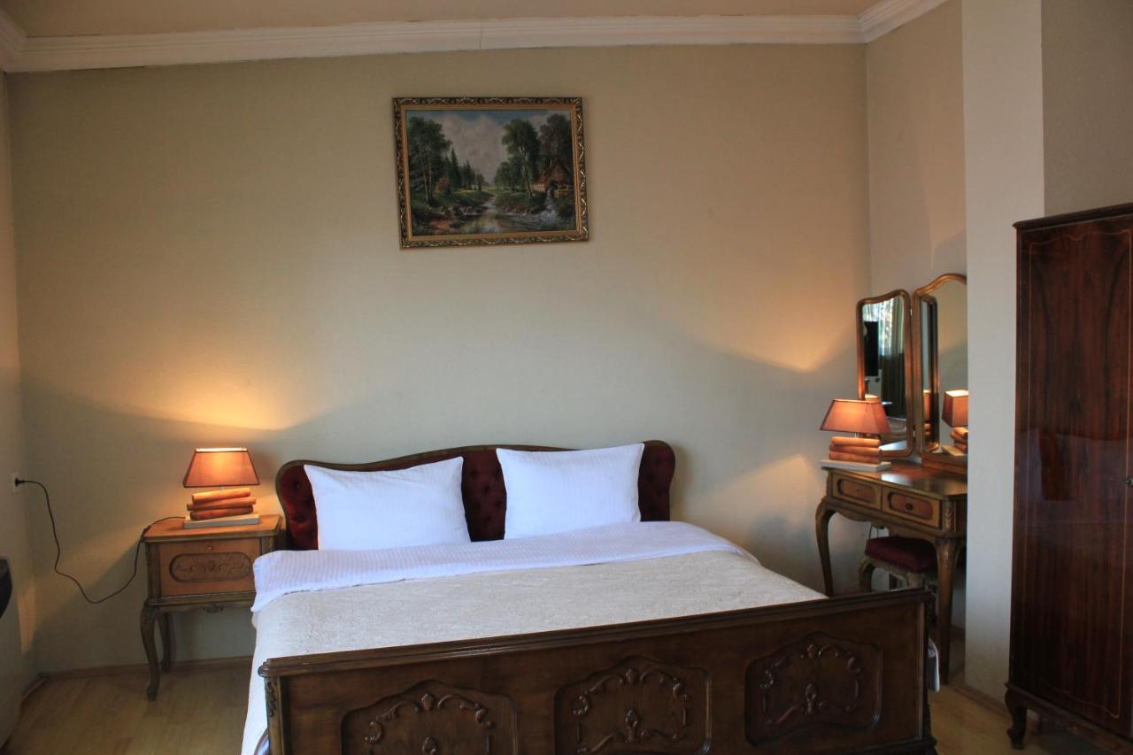 Valiko Hotel Тбилиси Екстериор снимка