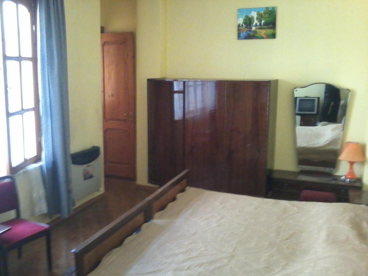 Valiko Hotel Тбилиси Екстериор снимка