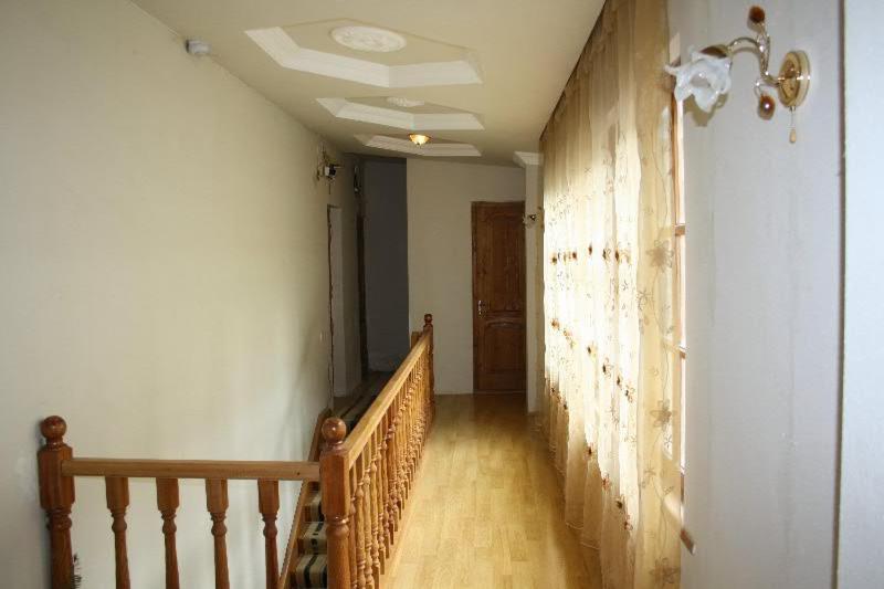 Valiko Hotel Тбилиси Екстериор снимка